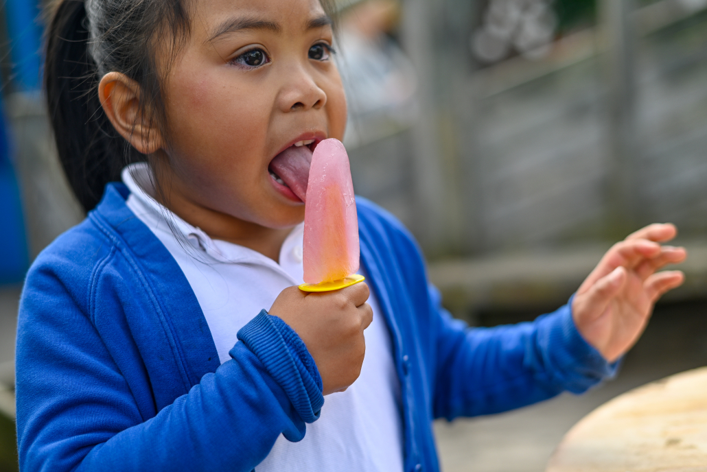 Making ice lollies adult led activity NUSTEM